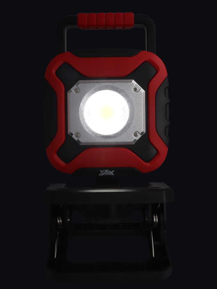 XOOX 高輝度LEDライト 正面