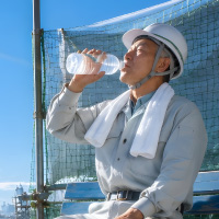 現場作業での水分補給に