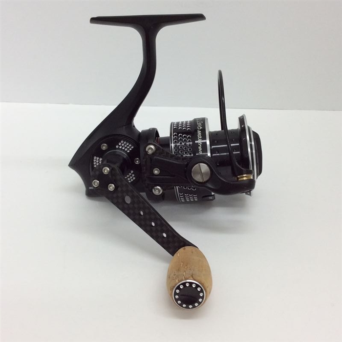 中古品】【ランク：B】アブ・ガルシア REVO MGXtreme 2500MSH【返品