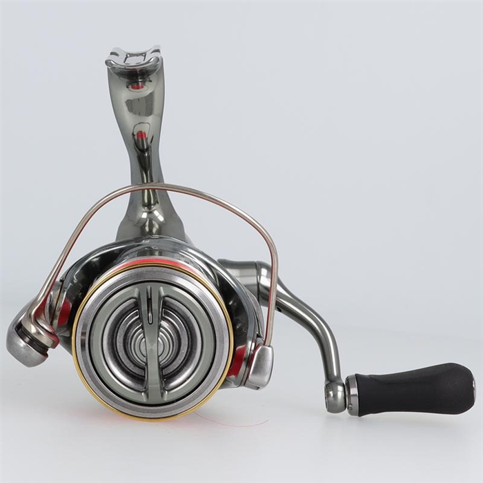中古品】【ランク:S】シマノ 18ステラ C2000S【返品不可】 - 釣具の