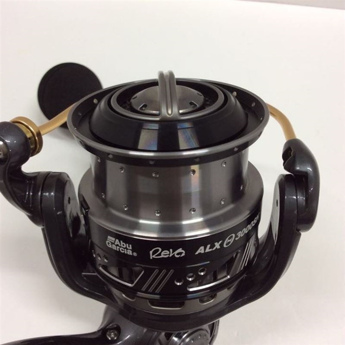 アブ ガルシア abu garcia レボALXシータ 3000sh 未使用 アブガルシア(Abu Garcia) レボ エムジーエックス シータ(Revo