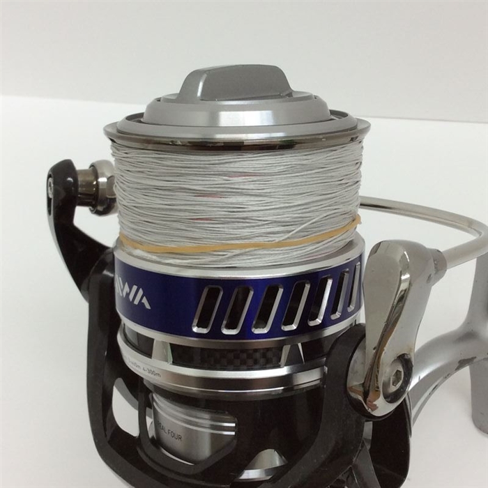 中古品】【ランク:C】ダイワ 10ソルティガ 4500【返品不可 中古品】【ランク:C】ダイワ 10ソルティガ 4500【返品不可