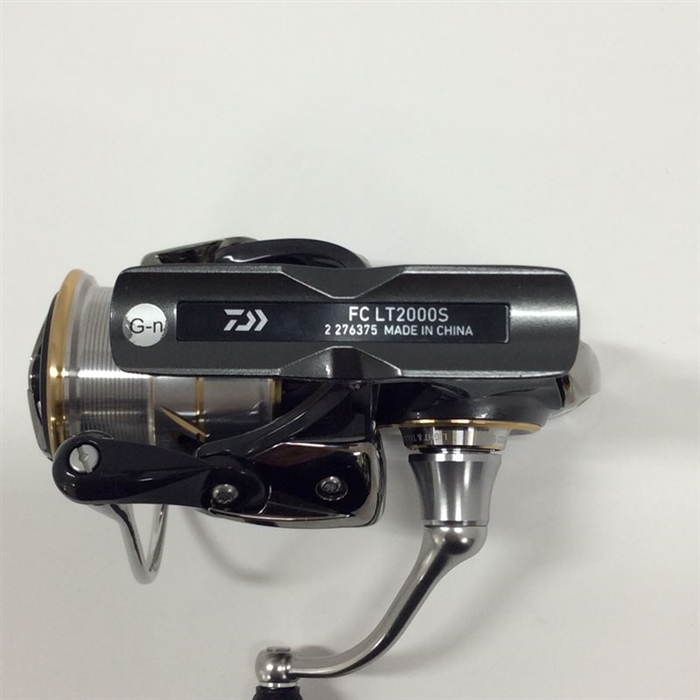中古品】【ランク:B】ダイワ 20ルビアスFC LT2000S【返品不可 中古品】【ランク:B】ダイワ 20ルビアスFC LT2000S【返品不可