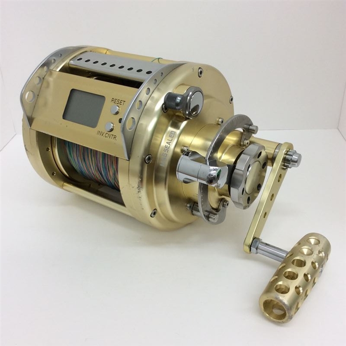 中古品】【ランク：B】ダイワ 14マリンパワー 3000-24V【返品