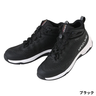 ブラック