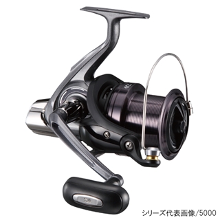 ダイワ　クロスキャスト　6000 ほぼ新品 4960652075978_1.jpg